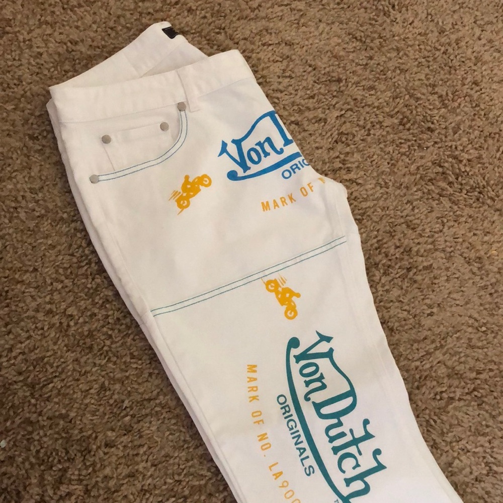 brand new (tags still attached) von dutch jeans